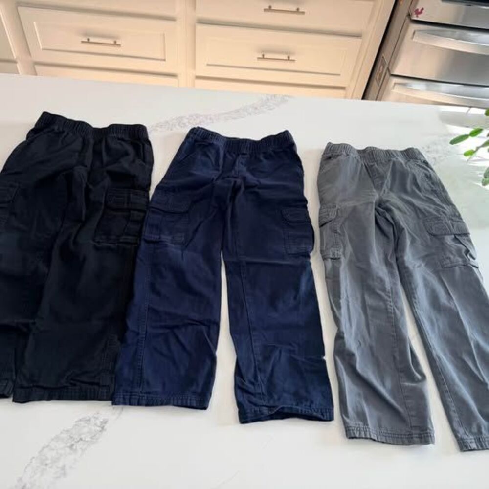 Boys Cargo 3‑Pair Children’s Place Cargo Pants Bundle Black, Navy, Gray, Size 8
